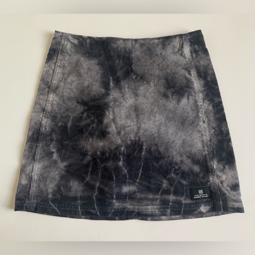 Woman’s Urban Outfitters Mini Skirt (xs)